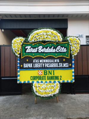 Papan Bunga Duka di Nusa Indah